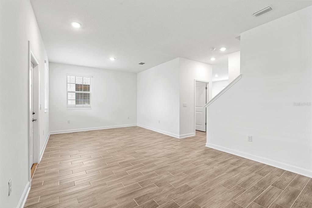 En Renta: $2,400 (3 camas, 2 baños, 1755 Pies cuadrados)