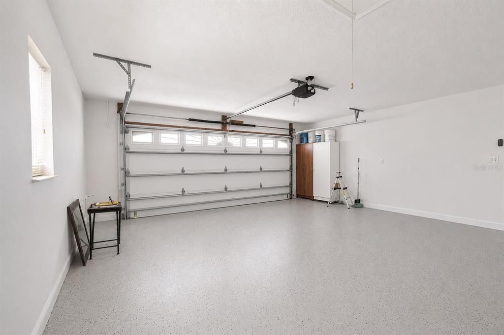 For Sale: $425,000 (3 beds, 2 baths, 2196 Square Feet)