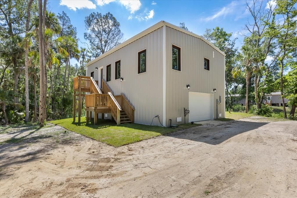 For Sale: $399,000 (3 beds, 2 baths, 1120 Square Feet)