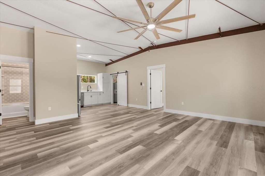 For Sale: $399,000 (3 beds, 2 baths, 1120 Square Feet)