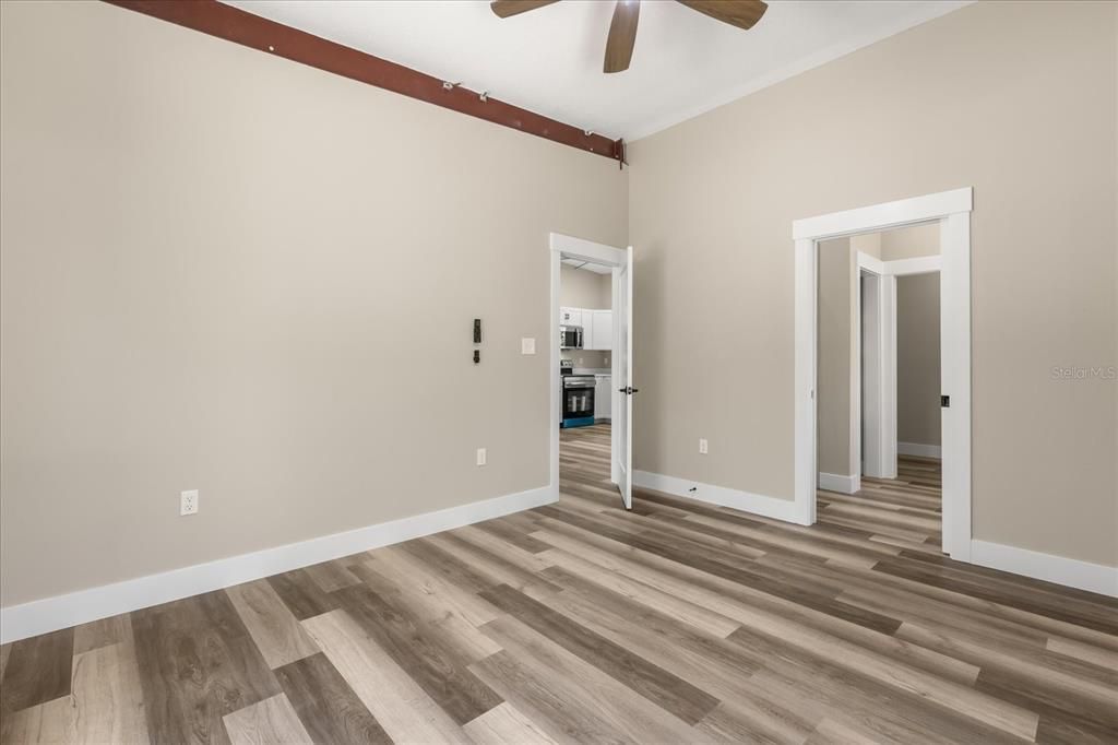 For Sale: $399,000 (3 beds, 2 baths, 1120 Square Feet)