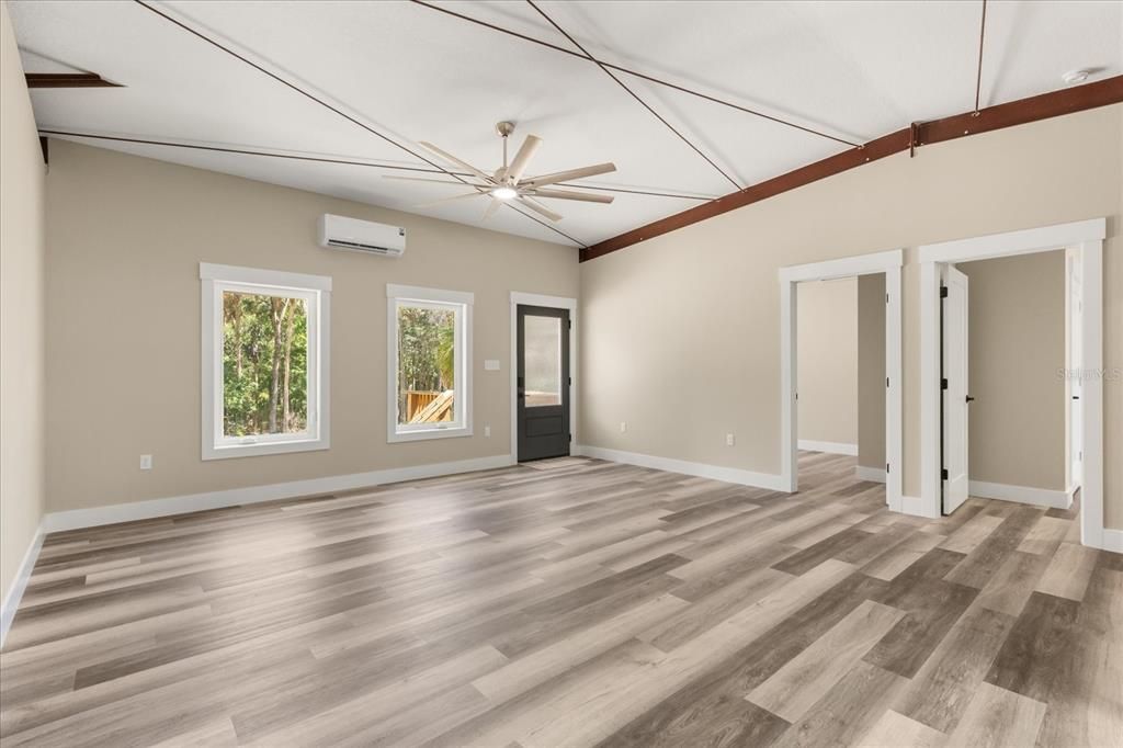 For Sale: $399,000 (3 beds, 2 baths, 1120 Square Feet)