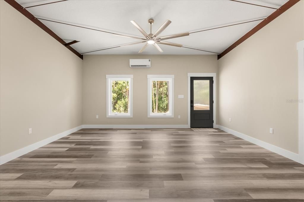 For Sale: $399,000 (3 beds, 2 baths, 1120 Square Feet)