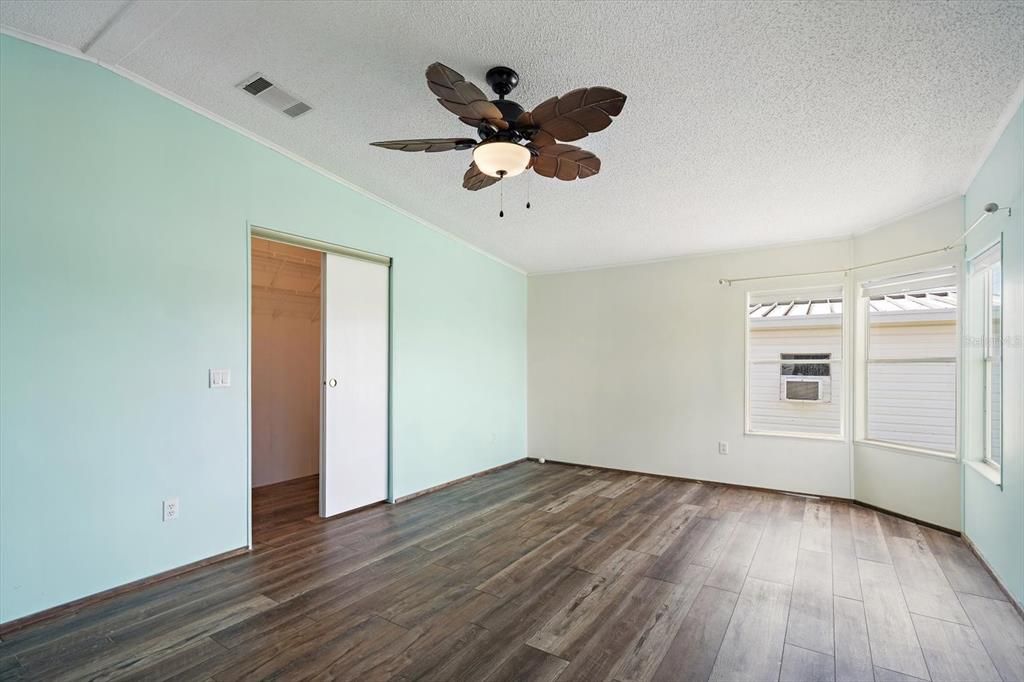 For Sale: $199,000 (2 beds, 2 baths, 1522 Square Feet)
