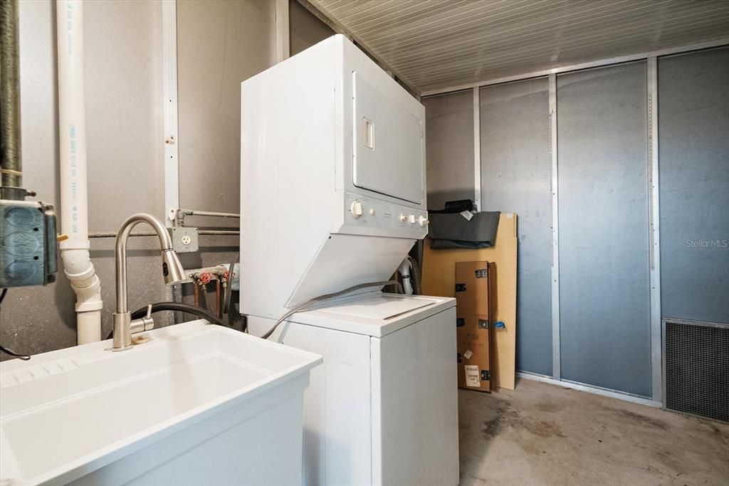 For Sale: $199,000 (2 beds, 2 baths, 1522 Square Feet)