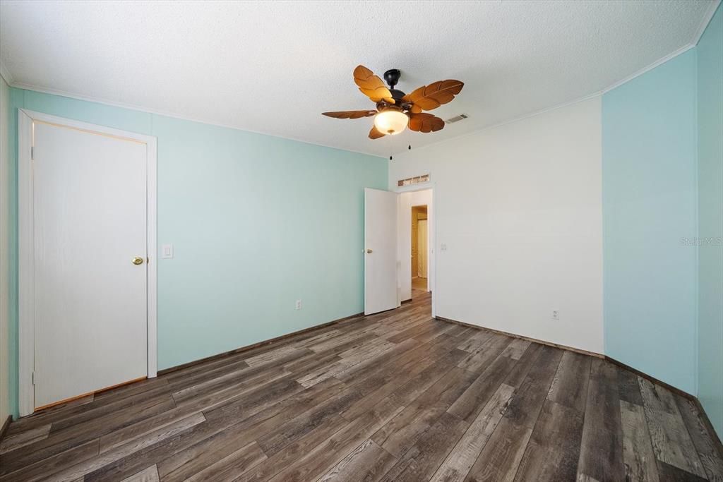 For Sale: $199,000 (2 beds, 2 baths, 1522 Square Feet)