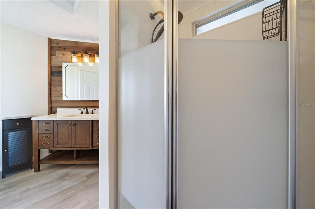 For Sale: $199,000 (2 beds, 2 baths, 1522 Square Feet)