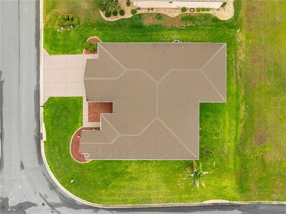 En Venta: $394,900 (3 camas, 2 baños, 2411 Pies cuadrados)