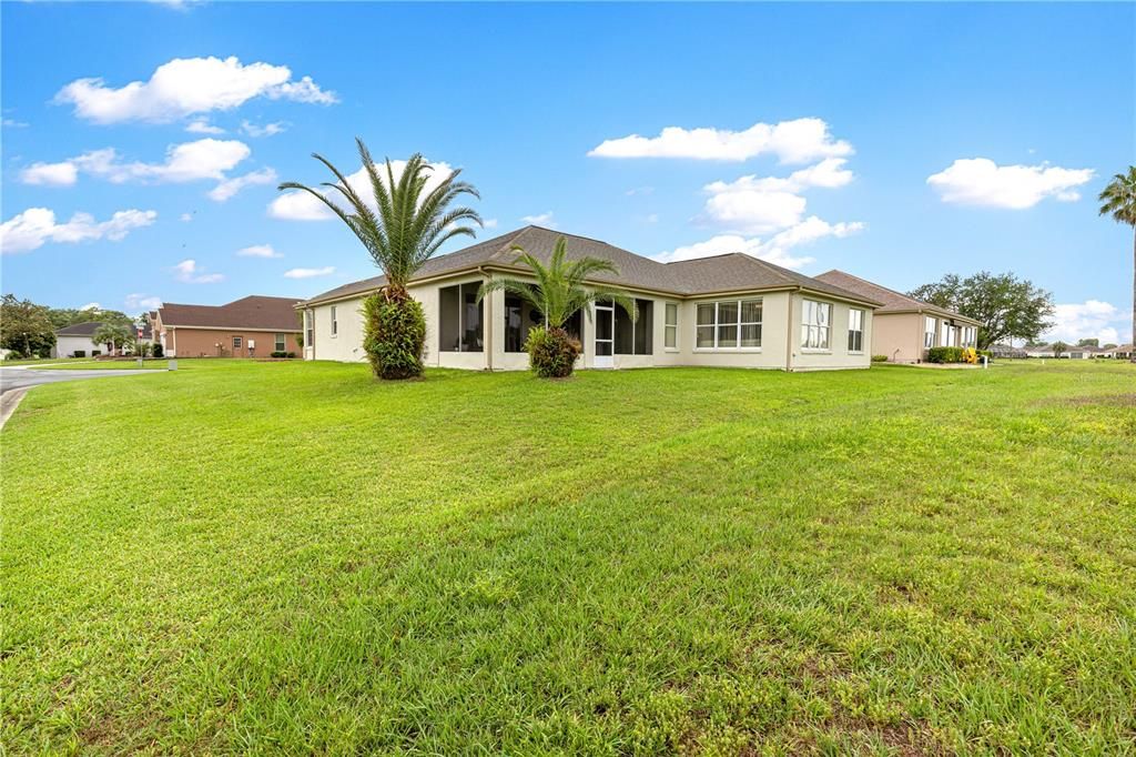 En Venta: $394,900 (3 camas, 2 baños, 2411 Pies cuadrados)