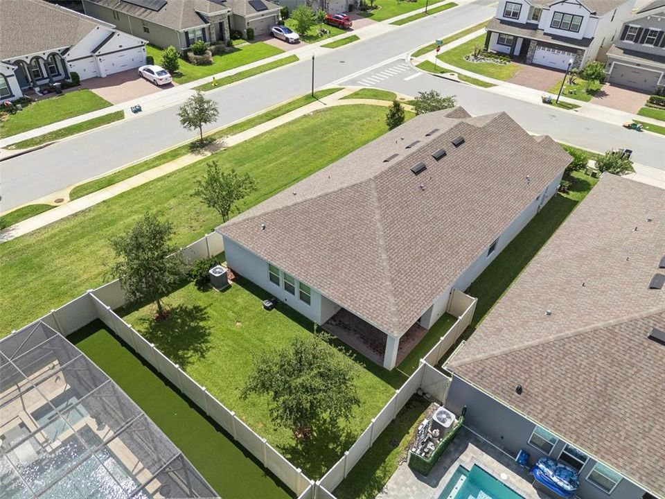 Activo con contrato: $515,000 (4 camas, 3 baños, 2268 Pies cuadrados)