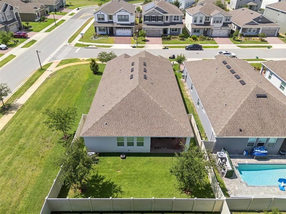 Activo con contrato: $515,000 (4 camas, 3 baños, 2268 Pies cuadrados)