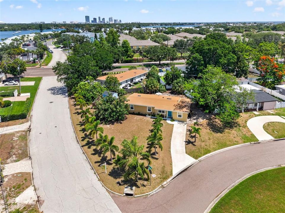 En Venta: $425,000 (3 camas, 1 baños, 1305 Pies cuadrados)