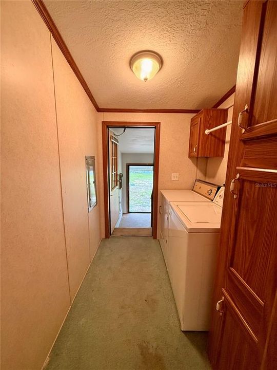 En Venta: $285,000 (3 camas, 2 baños, 1728 Pies cuadrados)