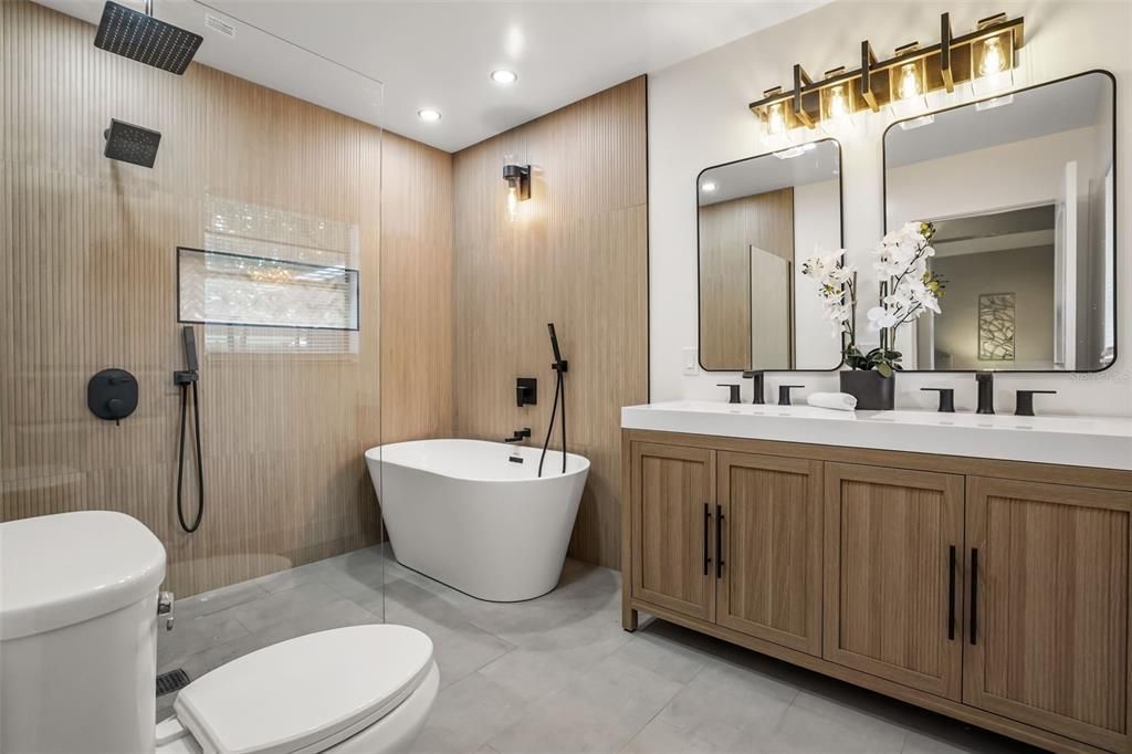 На продажу: $699,900 (4 спален, 2 ванн, 1694 Квадратных фут)