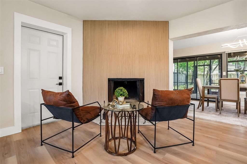 На продажу: $699,900 (4 спален, 2 ванн, 1694 Квадратных фут)