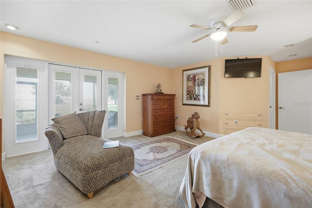For Sale: $795,000 (3 beds, 3 baths, 2765 Square Feet)