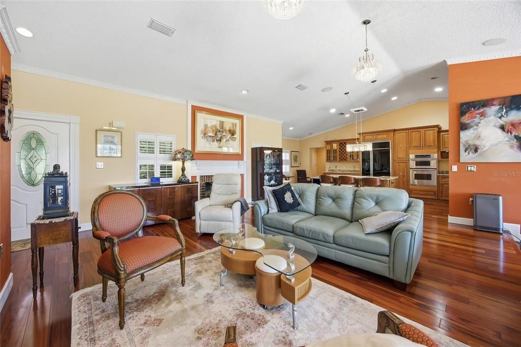 For Sale: $795,000 (3 beds, 3 baths, 2765 Square Feet)