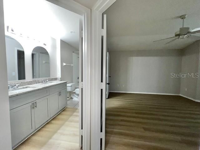 В аренду: $1,599 (2 спален, 1 ванн, 1271 Квадратных фут)