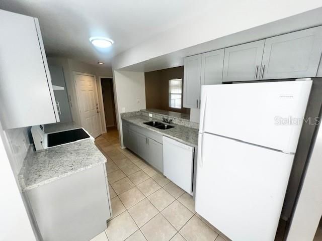 В аренду: $1,599 (2 спален, 1 ванн, 1271 Квадратных фут)