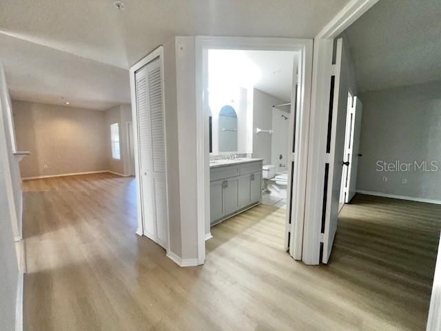 В аренду: $1,599 (2 спален, 1 ванн, 1271 Квадратных фут)