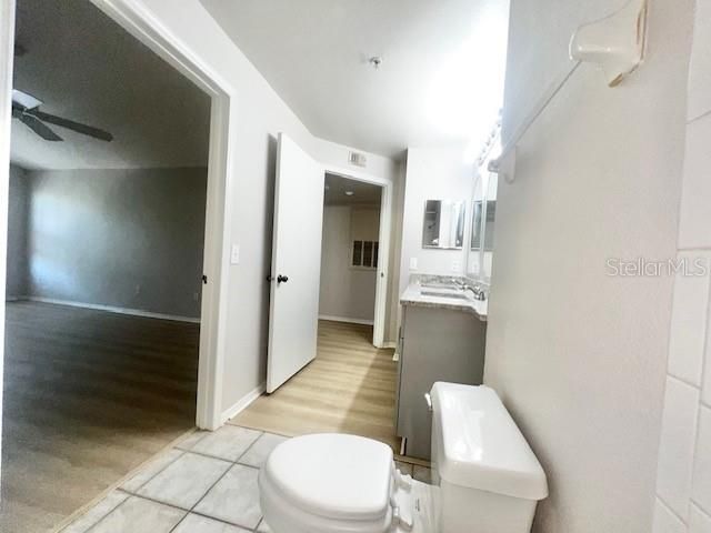 В аренду: $1,599 (2 спален, 1 ванн, 1271 Квадратных фут)
