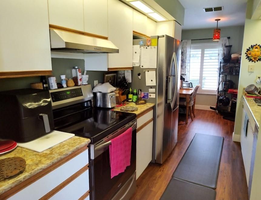 En Venta: $289,000 (2 camas, 2 baños, 1197 Pies cuadrados)
