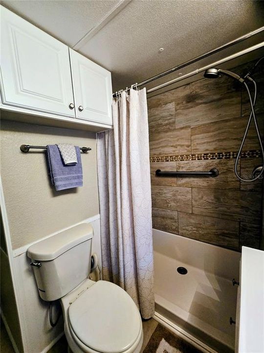 For Sale: $99,995 (2 beds, 1 baths, 672 Square Feet)
