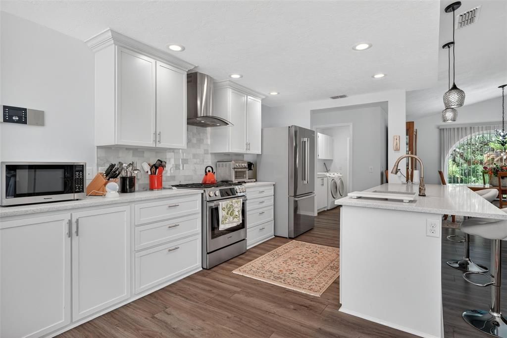 For Sale: $499,000 (3 beds, 3 baths, 1996 Square Feet)