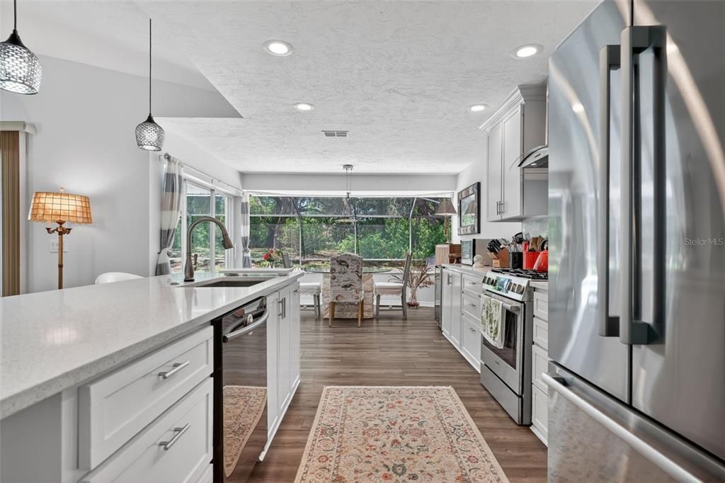 For Sale: $499,000 (3 beds, 3 baths, 1996 Square Feet)
