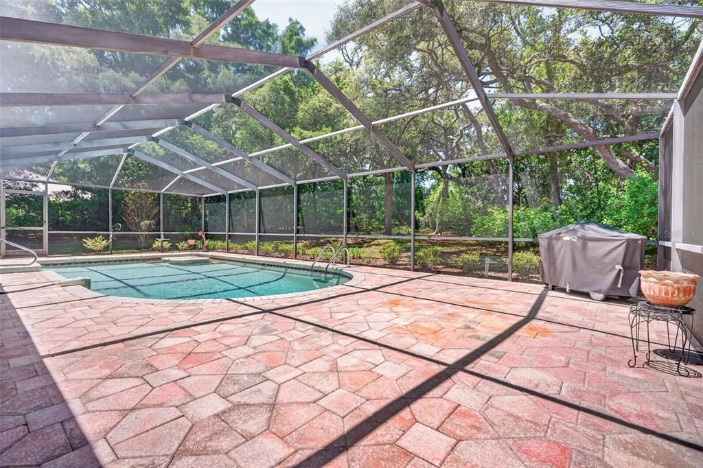 For Sale: $499,000 (3 beds, 3 baths, 1996 Square Feet)