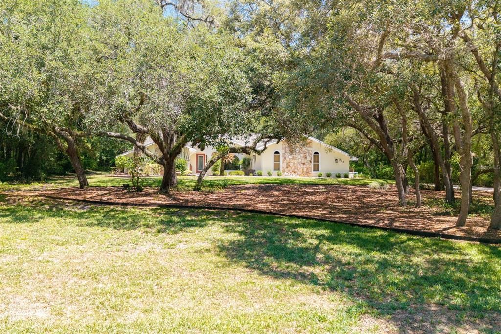 For Sale: $499,000 (3 beds, 3 baths, 1996 Square Feet)