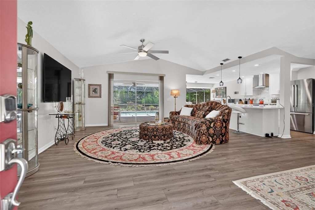 For Sale: $499,000 (3 beds, 3 baths, 1996 Square Feet)