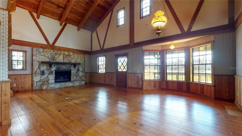 For Rent: $3,550 (2 beds, 3 baths, 1664 Square Feet)