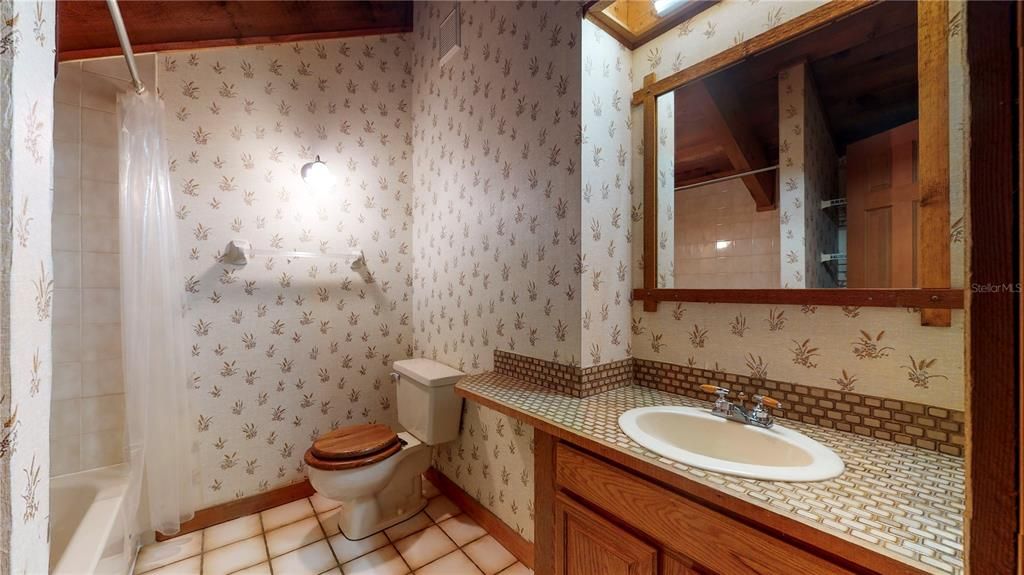 For Rent: $3,550 (2 beds, 3 baths, 1664 Square Feet)