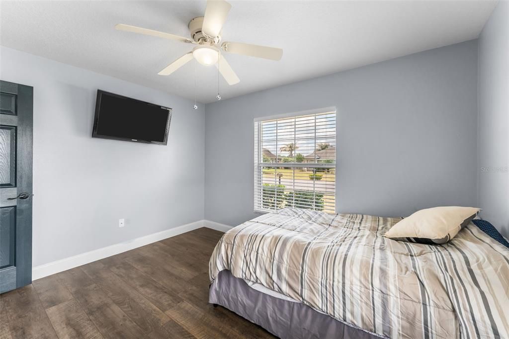 For Sale: $399,900 (4 beds, 3 baths, 2156 Square Feet)