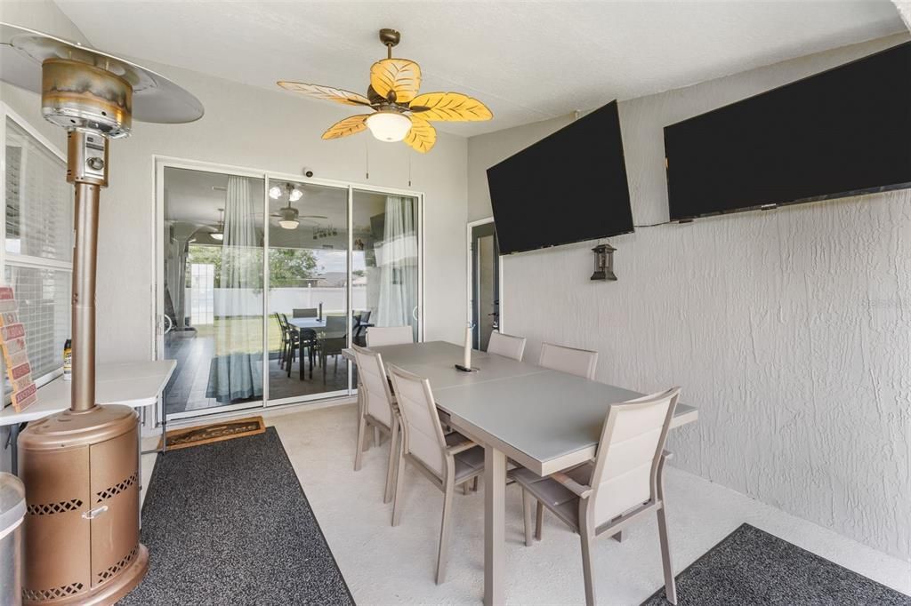 For Sale: $399,900 (4 beds, 3 baths, 2156 Square Feet)