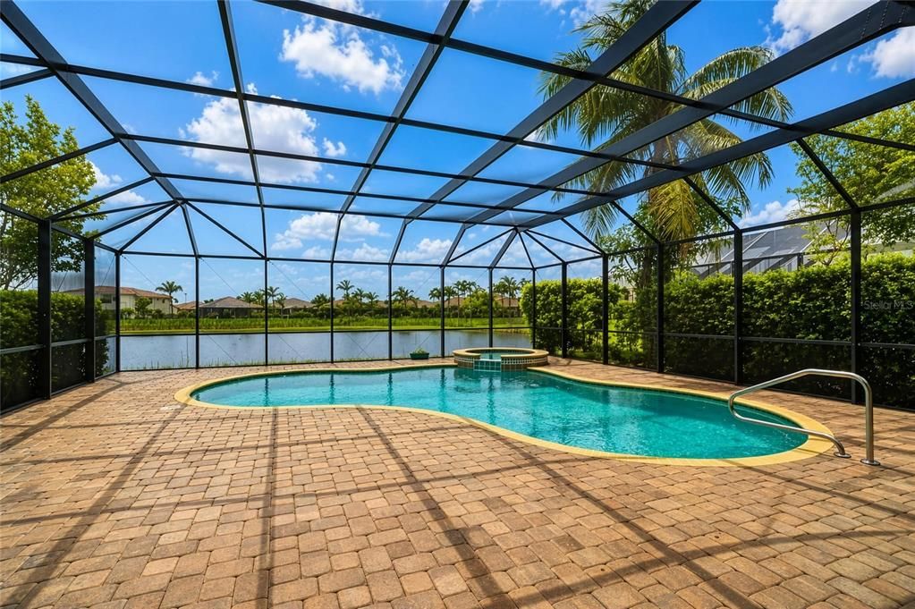 For Sale: $1,250,000 (5 beds, 5 baths, 3833 Square Feet)