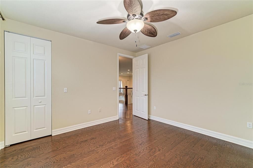 For Sale: $1,250,000 (5 beds, 5 baths, 3833 Square Feet)