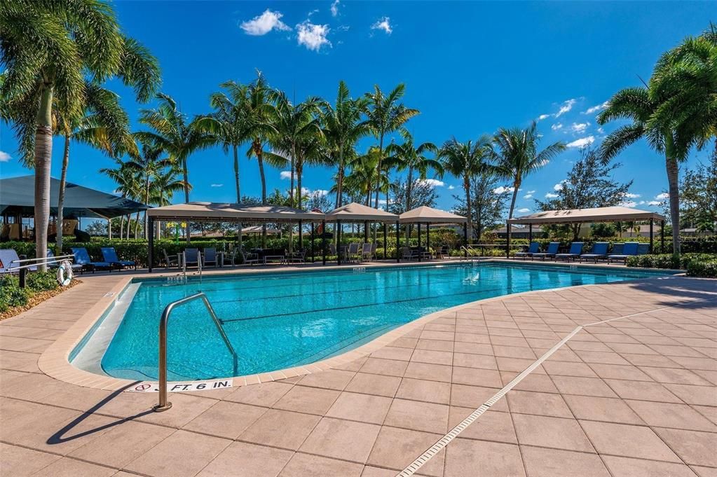 For Sale: $1,250,000 (5 beds, 5 baths, 3833 Square Feet)