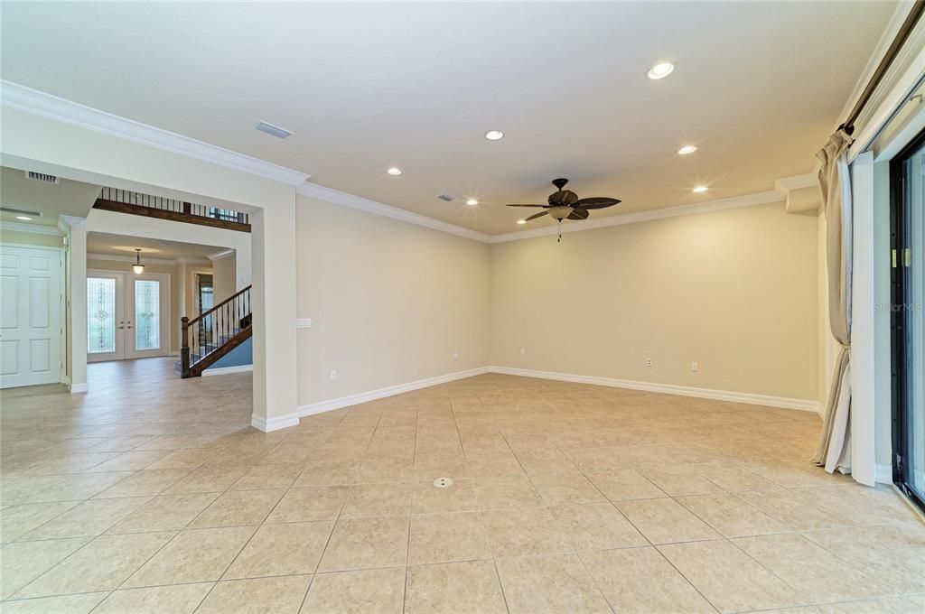 For Sale: $1,250,000 (5 beds, 5 baths, 3833 Square Feet)