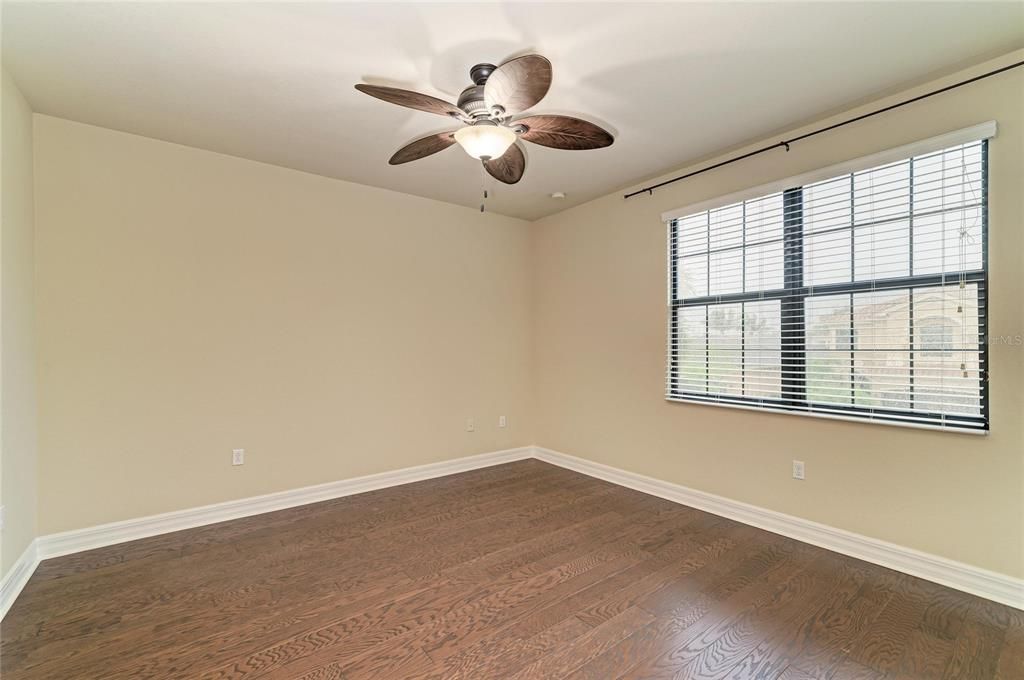 For Sale: $1,250,000 (5 beds, 5 baths, 3833 Square Feet)