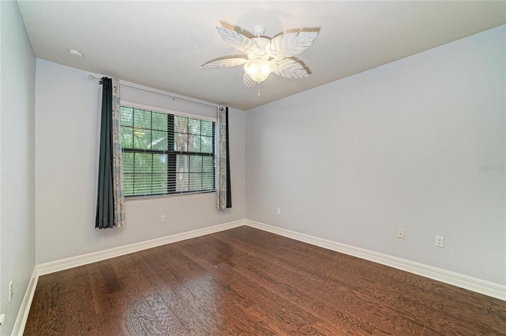 For Sale: $1,250,000 (5 beds, 5 baths, 3833 Square Feet)