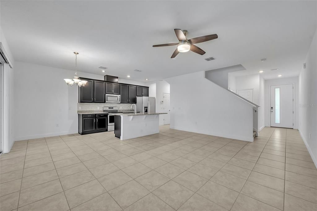 For Rent: $3,150 (3 beds, 2 baths, 1755 Square Feet)