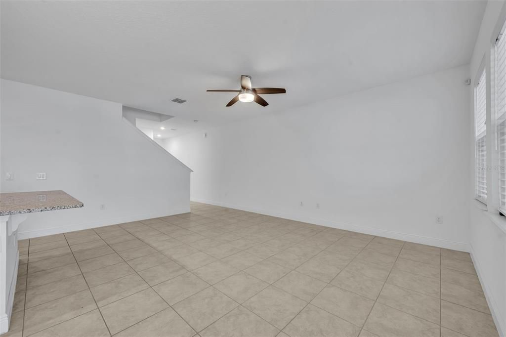 For Rent: $3,150 (3 beds, 2 baths, 1755 Square Feet)