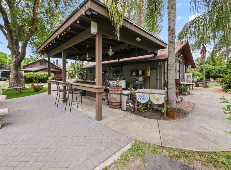 For Sale: $2,490,000 (0 beds, 0 baths, 954 Square Feet)