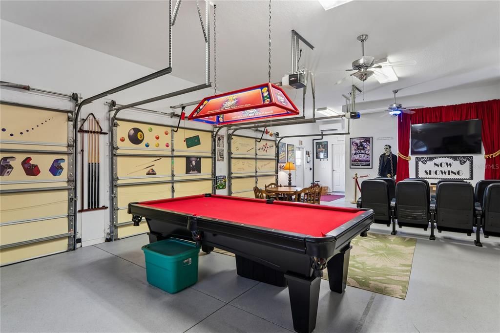 En Venta: $685,000 (3 camas, 3 baños, 3202 Pies cuadrados)
