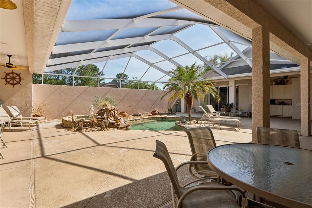 En Venta: $685,000 (3 camas, 3 baños, 3202 Pies cuadrados)