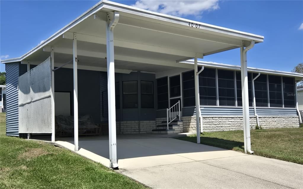 For Sale: $135,000 (2 beds, 2 baths, 970 Square Feet)