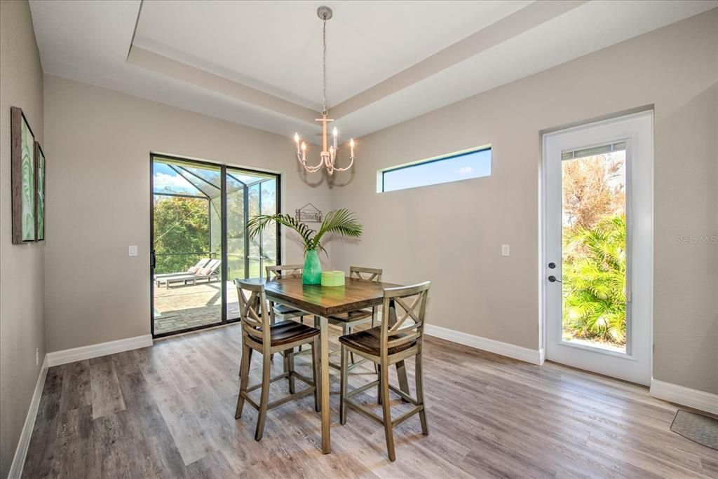 For Sale: $545,000 (3 beds, 2 baths, 1795 Square Feet)