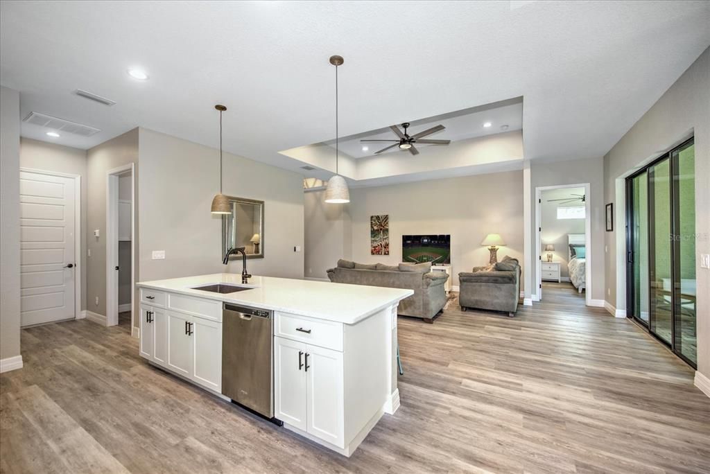 For Sale: $545,000 (3 beds, 2 baths, 1795 Square Feet)